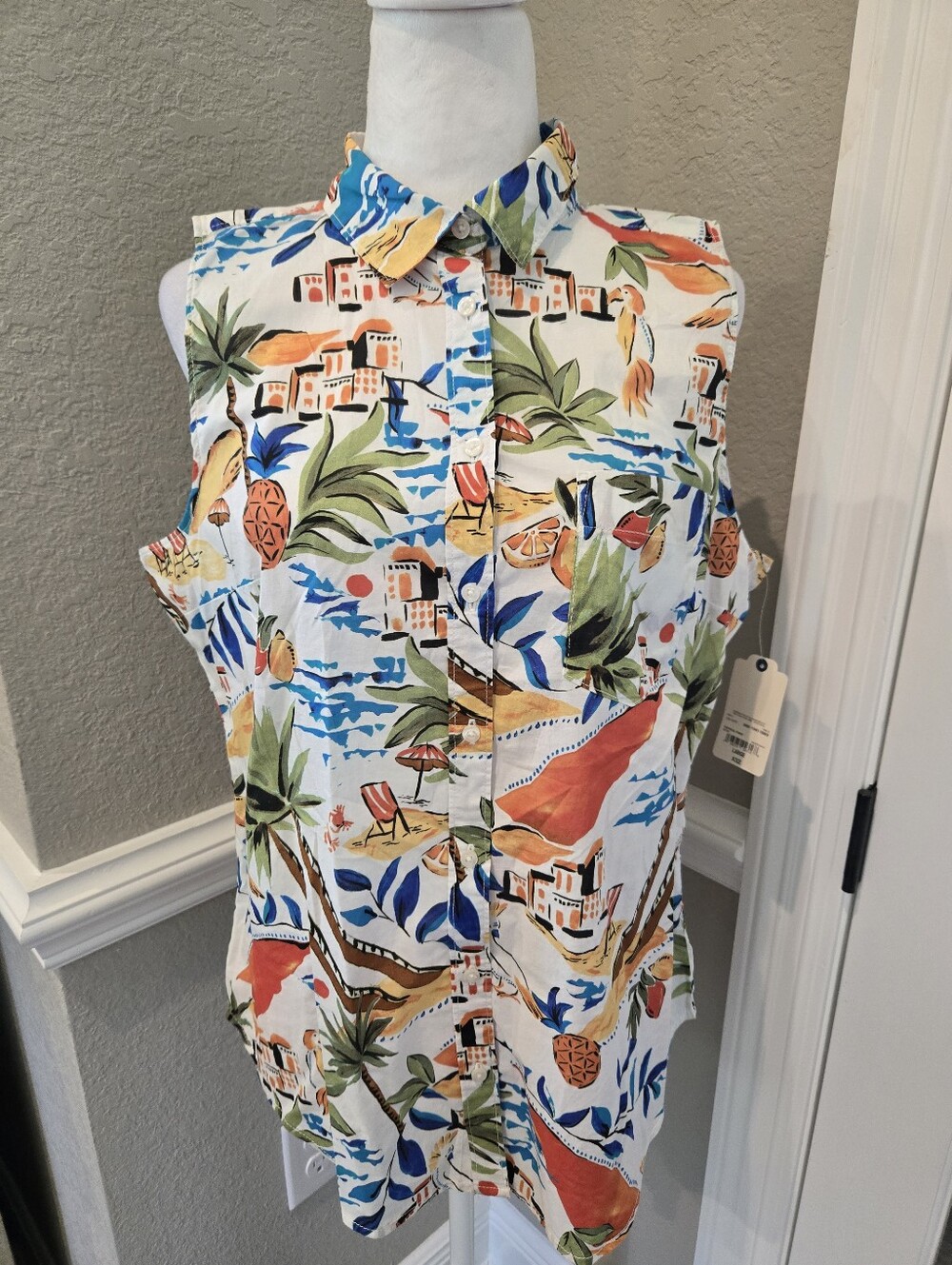St. John's Bay Tropical Print Button Down Tank